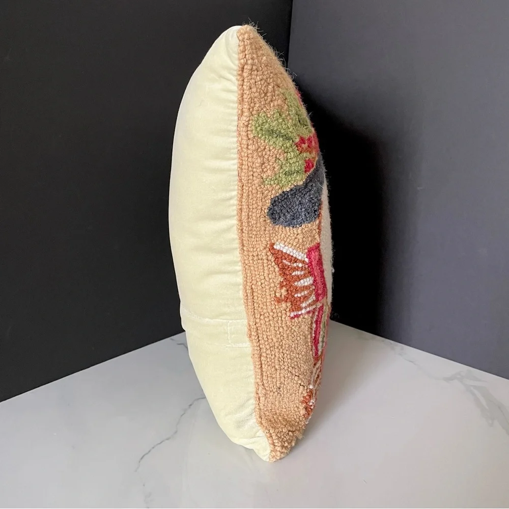 Snowman Wool Hook Pillow by Peking Handicraft